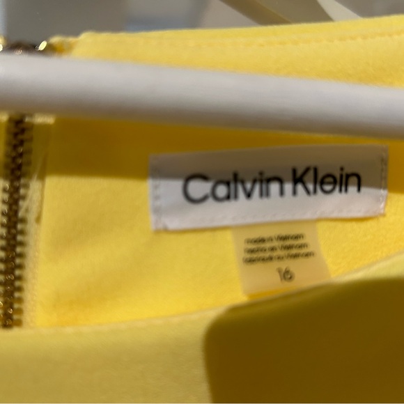 Calvin Klein yellow dress - Picture 2 of 6